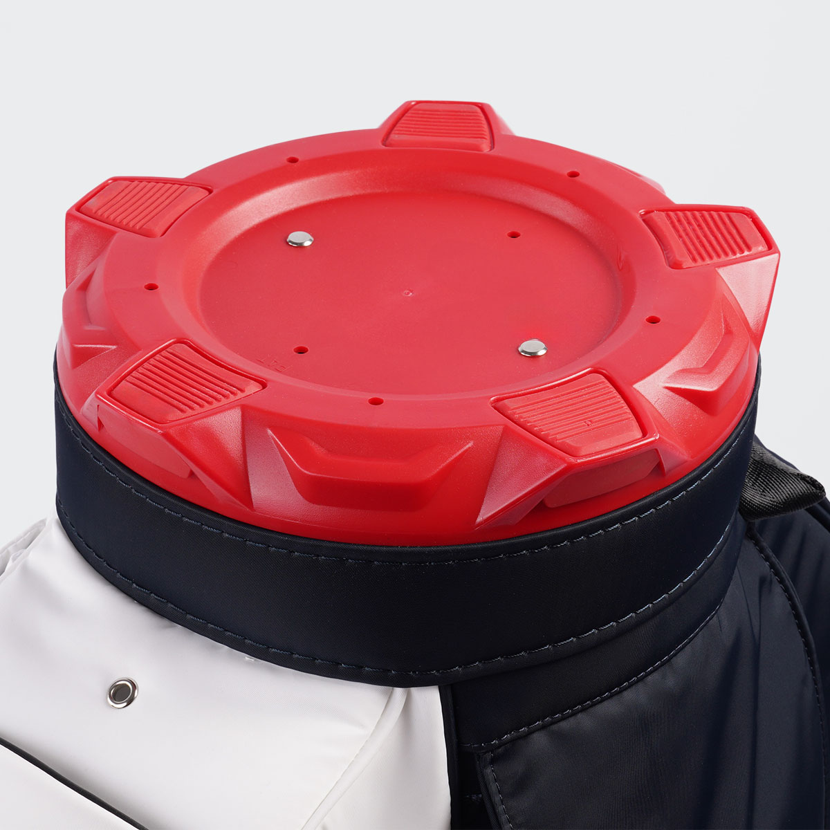 Circular bottom for maximum stability